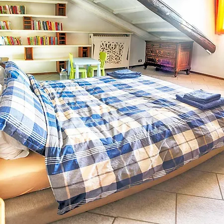 公寓 Central Elegant 150sqm Apt + 2 Bathrooms + Garage 都灵
