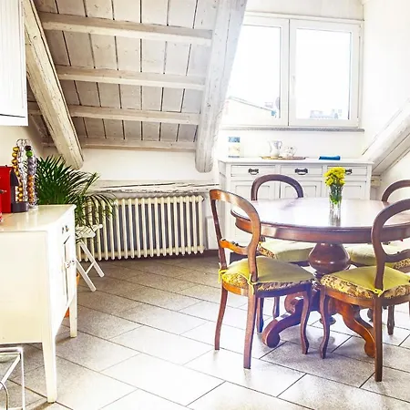 Central Elegant 150sqm Apt + 2 Bathrooms + Garage Turin