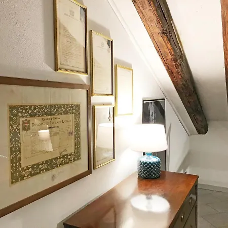 Central Elegant 150sqm Apt + 2 Bathrooms + Garage * 都灵