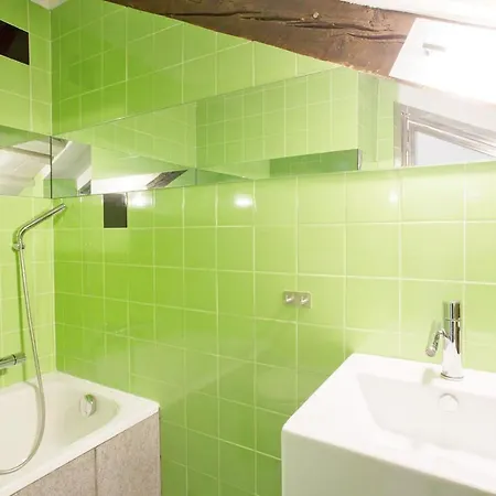 公寓 Central Elegant 150sqm Apt + 2 Bathrooms + Garage 都灵